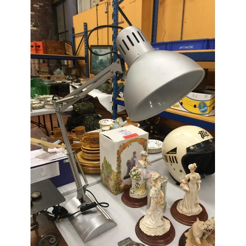 149 - A VINTAGE STYLE ANGLE POISE LAMP - WORKING AT TIME OF CATALOGUING