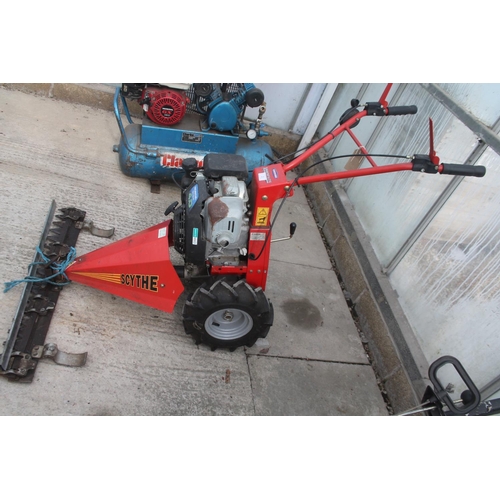 2 - LAWNFLITE PRO SYTHE 4.0 HP HONDA  WITH INSTRUCTIONS - NO VAT