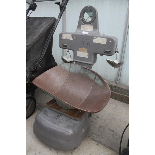 31 - AVERY INDUSTRIAL SCALES  NO VAT