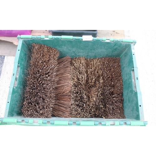 315 - 5 NEW YARD BRUSH HEADS  NO VAT