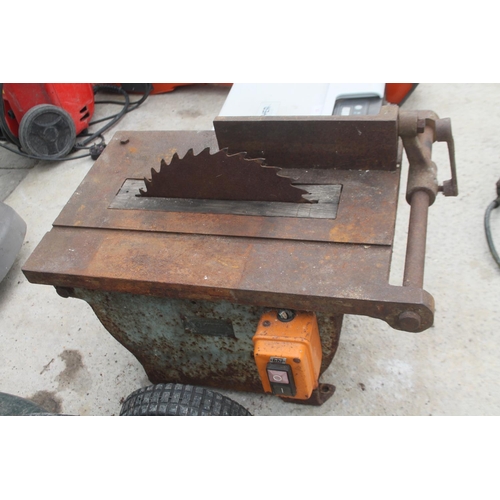 32 - CIRCULAR SAW - COVERTS -11