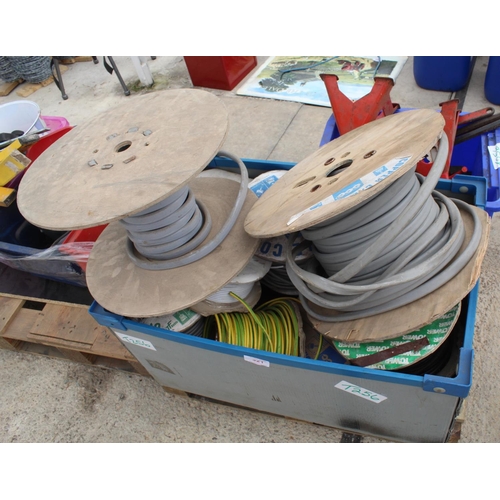 321 - LARGE AMOUNT OF ELECTRICAL CABLE - HEAVY DUTY 16/13/2.5//1.5 mm NO  VAT