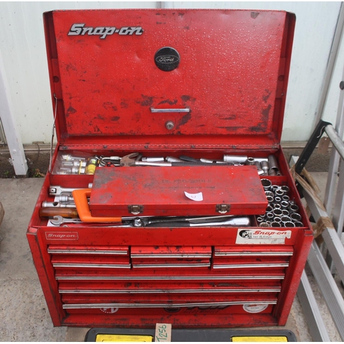 67 - SNAP ON TOOL BOX - COMPLETE WITH TOOLS - NO VAT