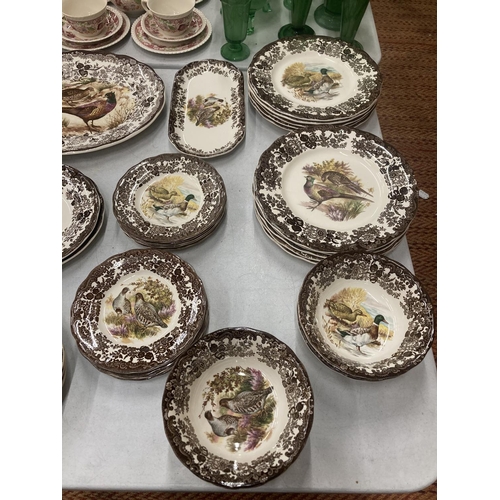 213 - AN APPROX FIFTY PIECE ROYAL WORCESTER PALISSY DINNER SERVICE AND COFFEE SET TO INCLUDE VARIOUS SIZED... 