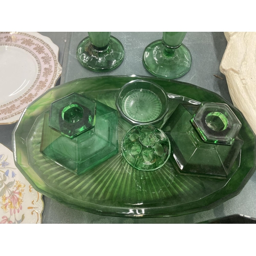 226 - A COLLECTION OF EMERALD GREEN CLOUD GLASS TO INCLUDE A FOOTED BOWL, DRESSING TABLE SET, VASES, ETC