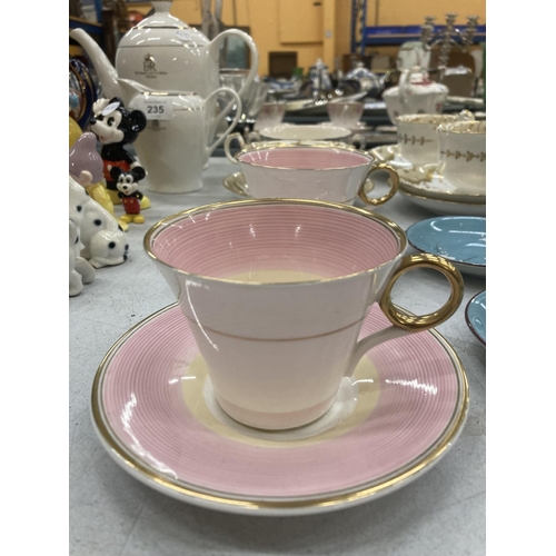 233 - A QUANTITY OF CHINA CUPS AND SAUCERS TO INCLUDE SHELLEY, BRISTOL IRONSTONE, ETC