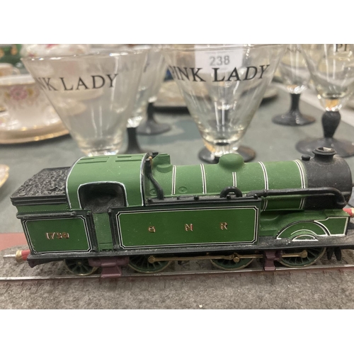 237 - A COUNTRY ARTISTS MODEL OF A GNR 0-6-2T CLASS N2 STEAM TRAIN LENGTH 28CM