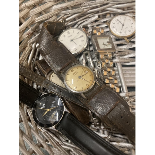 271 - A QUANTITY OF VINTAGE AND MODERN WRISTWATCHES TO INCLUDE SEKONDA, ETC