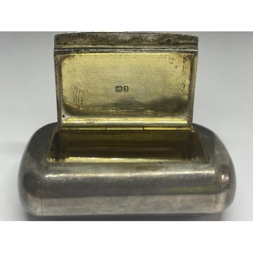 573 - A HALLMARKED BIRMINGHAM SILVER PILL BOX WITH ENGRAVED TOP