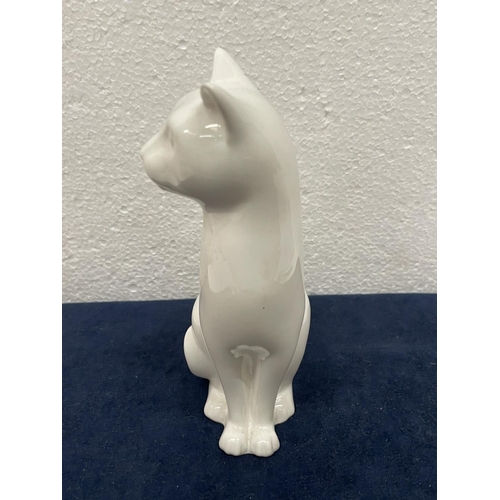 350 - A WHITE POOLE POTTERY CERMAIC CAT HEIGHT 17CM