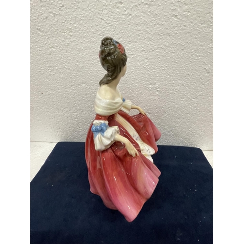 392 - A ROYAL DOULTON FIGURE SOUTHERN BELLE HN 2229