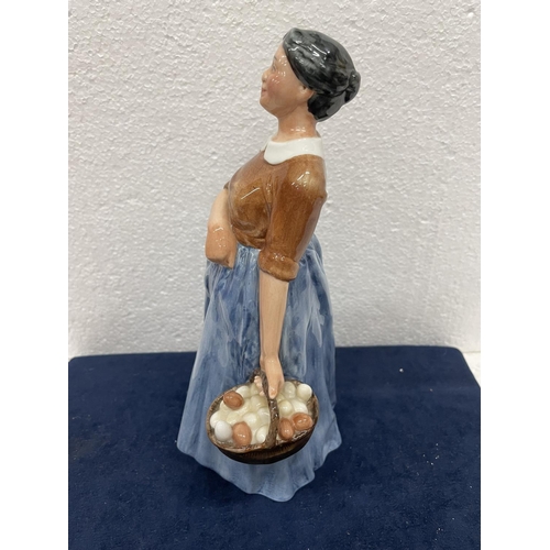 395 - A ROYAL DOULTON FIGURE FARMER'S WIFE HN 3164