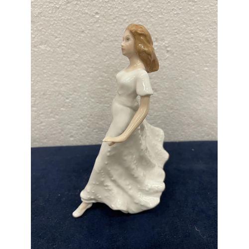 405 - A ROYAL DOULTON FRIENDSHIP FIGURE HN 3491