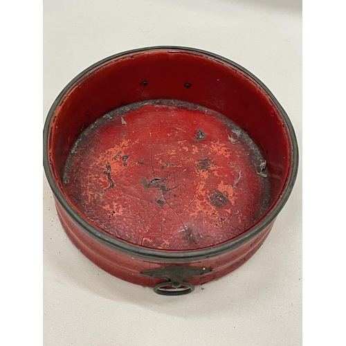 41 - A BELIEVED ENGLISH REGENCY CIRCA 19TH CENTURY WINE COASTER IN CINNABAR RED LACQUER WITH RING HANDLES