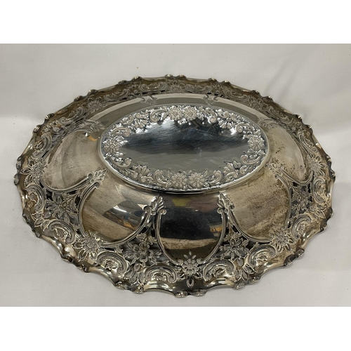 8 - A HALLMARKED BIRMINGHAM SILVER ORNATE DISH GROSS WEIGHT 498 GRAMS