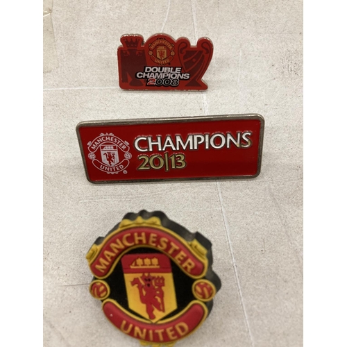 107 - A COLLECTION OF 100+ MANCHESTER UNITED CLUB BADGES