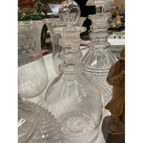 166 - A COLLECTION OF GLASSWARE TO INCLUDE A NUMBER OF DECANTERS TO INCLUDE HOBNAIL, CUT GLASS, ETC PLUS V... 