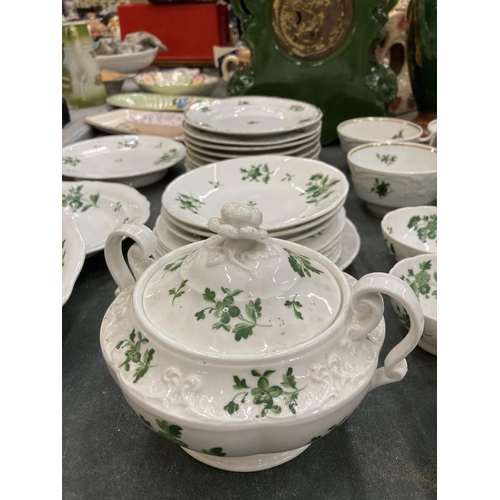 170 - A LARGE QUANTITY OF CHINA DECORATED WITH GREEN IVY TO INCLUDE VARIOUS SIZE PLATES, BOWLS, LARGE AND ... 