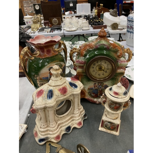 188 - A VINTAGE MATCHING CLOCK AND VASE WITH IN GREEN WITH PAINTED FRONT, A ROYAL VIENNA LIDDED URN AND A ... 