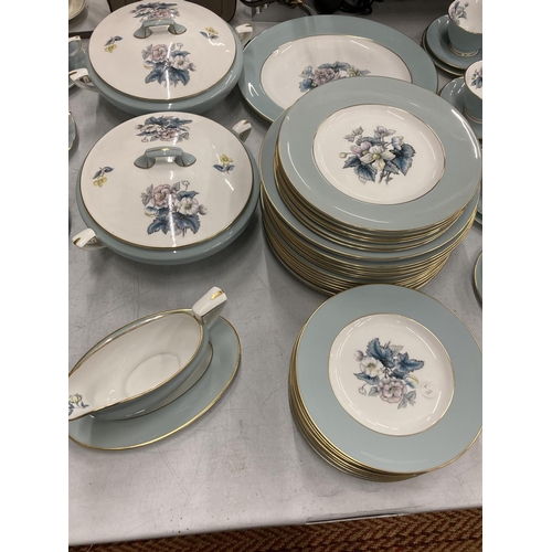 204 - A LARGE QUANTITY OF ROYAL WORCESTER 'WOODLAND' DINNERWARE TO INCLUDE VARIOUS SIZE PLATES, SERVING TU... 