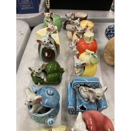 213 - A LARGE QUANTITY OF CERAMIC MICE FIGURINES