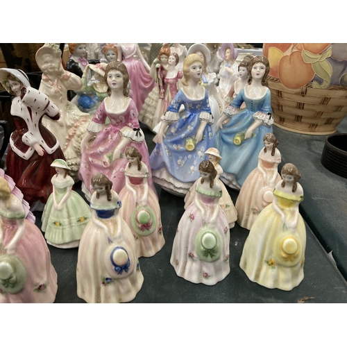 79 - A LARGE QUANTITY OF CERAMIC FIGURINES TO INCLUDE FRANCESCO, SHUDEHILL, ETC - APPROX 26 IN TOTAL