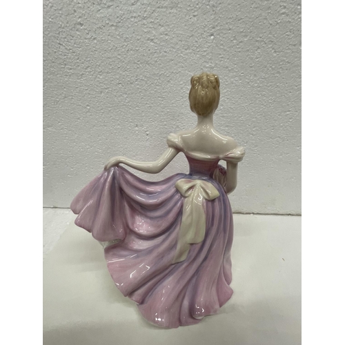 479 - A ROYAL DOULTON FIGURE OF THE YEAR 2000 RACHEL HN 3976 HEIGHT 9 INCHES