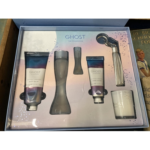 276 - A BOXED GHOST PERFUME SET INCLUDING PERFUME, BODY CREAM, ETC