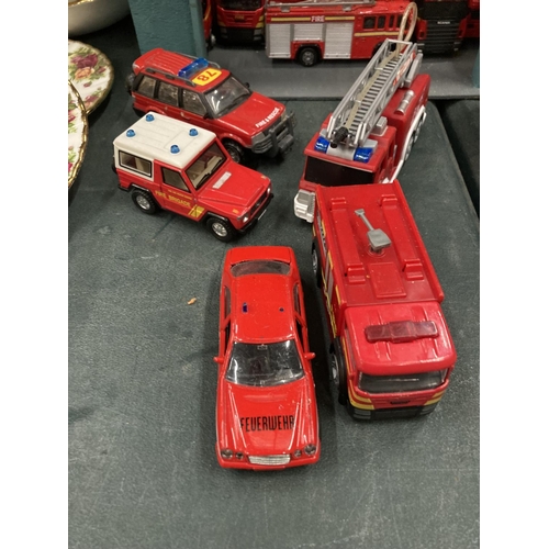 285 - A FIRE STATION WITH 12 FIRE SERVICE RELATED MODELS