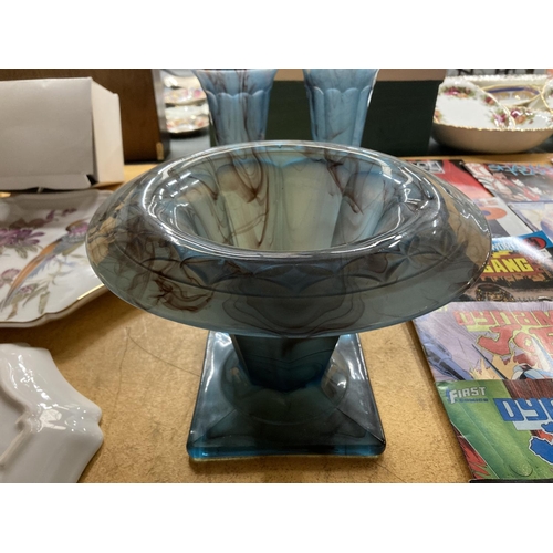 739 - FOUR PIECES OF BLUE CLOUD GLASS TO INCLUDE VASES AND A BOWL