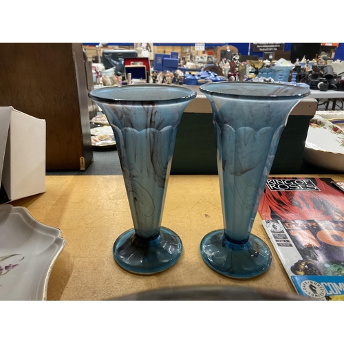 739 - FOUR PIECES OF BLUE CLOUD GLASS TO INCLUDE VASES AND A BOWL