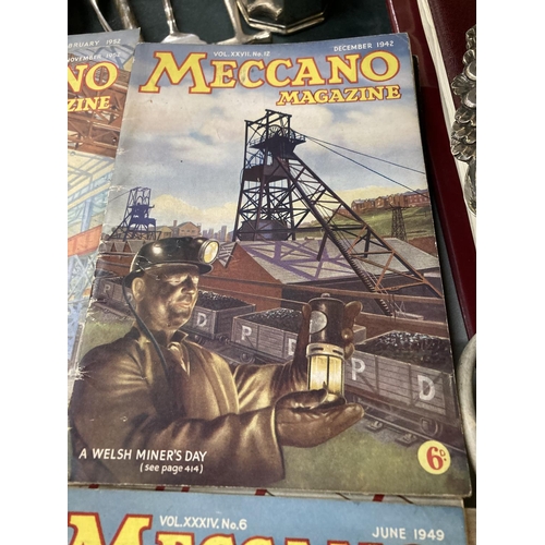 751 - A LARGE QUANTITY OF MECCANO MAGAZINES FROM THE 1940'S AND 1950'S