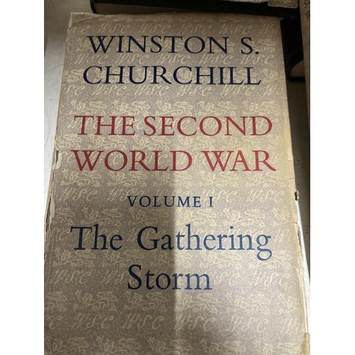 769 - FIVE VOLUMES OF WINSTON CHURCHILL'S 'THE SECOND WORLD WAR