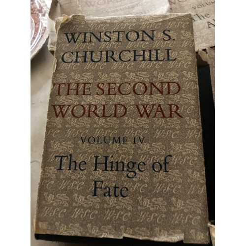 769 - FIVE VOLUMES OF WINSTON CHURCHILL'S 'THE SECOND WORLD WAR