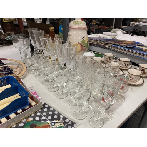 797 - A QUANTITY OF GLASSES TO INCLUDE CHAMPAGNE FLUTES, WINE, BRANDY, PORT, ETC