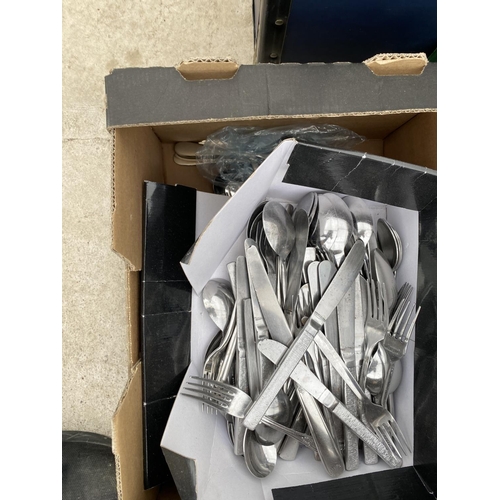 1447 - A LARGE ASSORTMENT OF FLATWARE