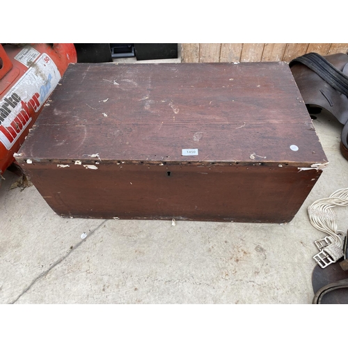 1450 - A VINTAGE WOODEN TOOL CHEST