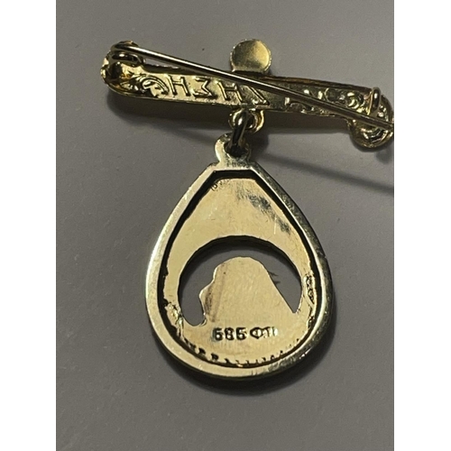 506 - A MARKED 585 GOLD BROOCH GROSS WEIGHT 1.7 GRAMS