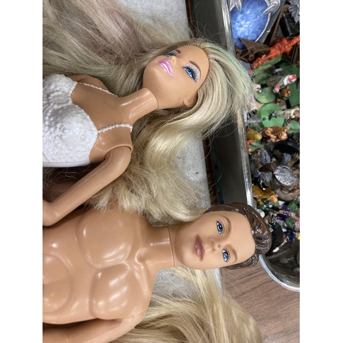 870 - THREE BARBIE AND ONE KEN DOLL BY MATTEL - 1996 ONWARDS