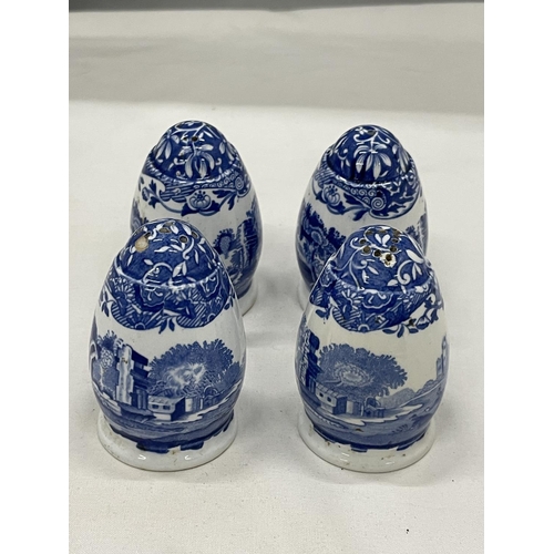 40A - TWO PAIRS OF ITALIAN SPODE SALT AND PEPPER POTS IN A BLUE AND WHITE PATTERN