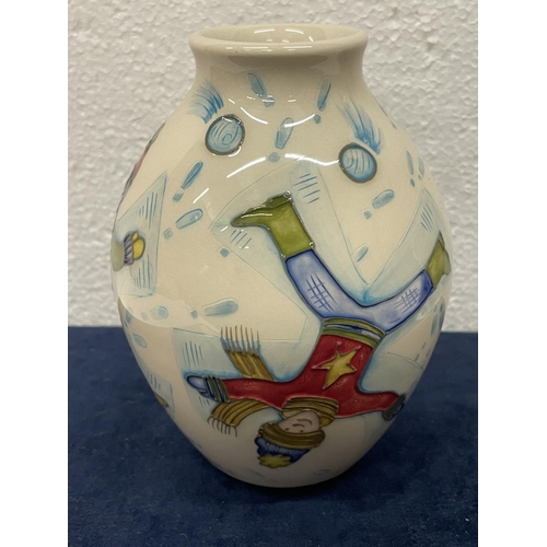 382 - A MOORCROFT SNOW ANGELS VASE