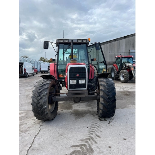 173 - MASSEY FERGUSON 6160 DYNASHIFT TRACTOR N186 TNT  10865 HOURS ON THE CLOCK NO VAT