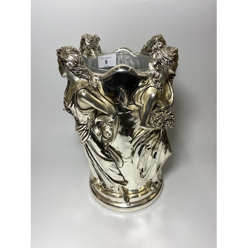 9 - A DECORATIVE CHROME EFFECT ART NOUVEAU STYLE BOTTLE HOLDER, 31CM HEIGHT