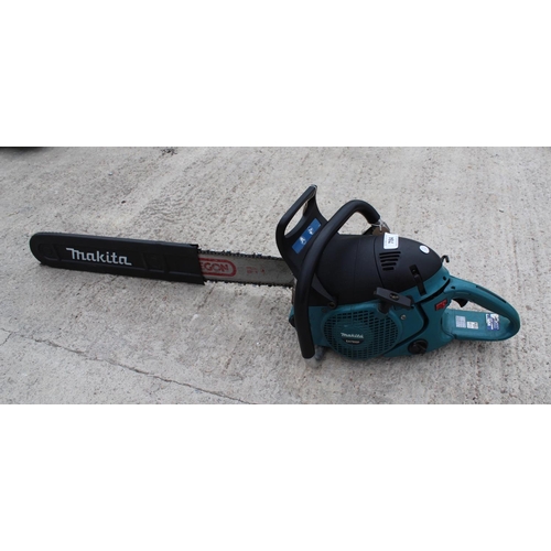 784 - A MAKITA EA7900P PETROL CHAIN SAW BELIEVED IN WORKING ORDER  NO VAT