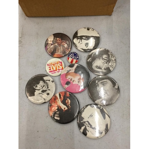 125 - A COLLECTION OF ELVIS PRESLEY BADGES AND KEY RINGS