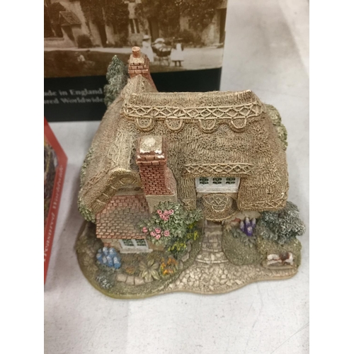 165 - A COLLECTION OF LILLIPUT LANE COTTAGES, SOME BOXED - 8 IN TOTAL, SOME A/F