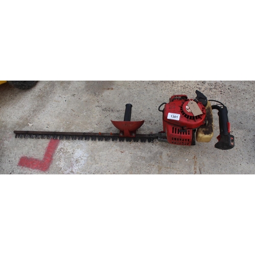 1301 - LITTLE WONDER HEDGE TRIMMER  + VAT