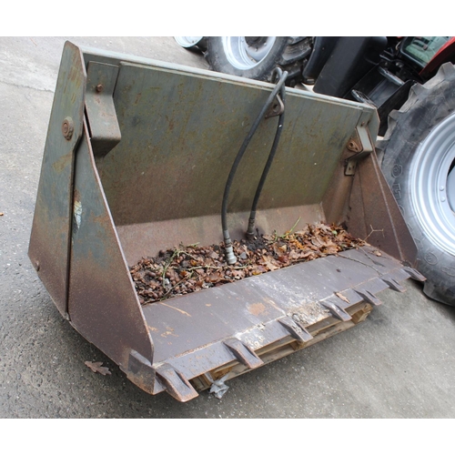 172 - A 4 IN 1 BUCKET TO FIT LOT 171 + VAT