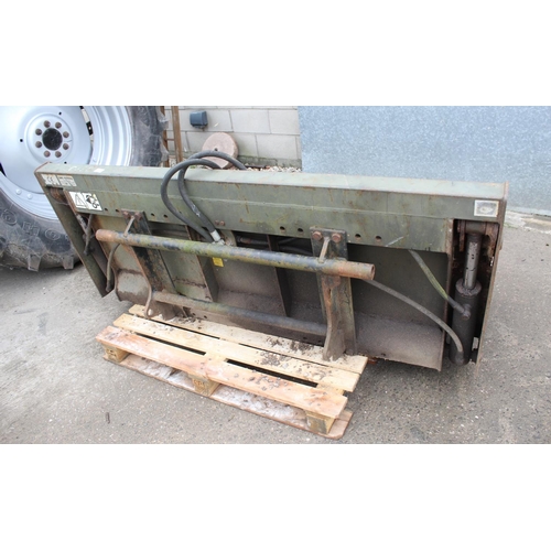 172 - A 4 IN 1 BUCKET TO FIT LOT 171 + VAT