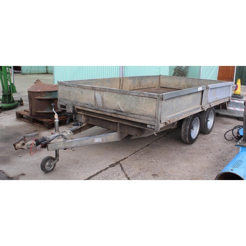 197 - A 10FT INDESPENSION CAR TRAILER NO VAT